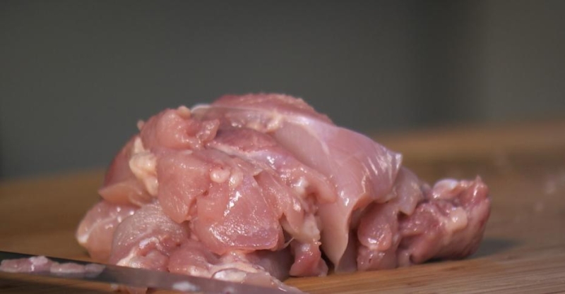 Вок из курицы и ананаса