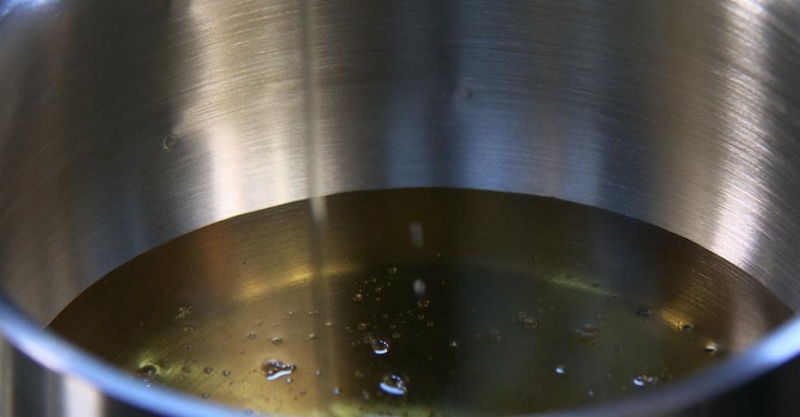 Вок из курицы и ананаса