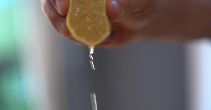 Тайский салат с курицей и манго