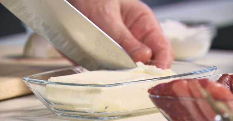 Говядина в луковом соусе