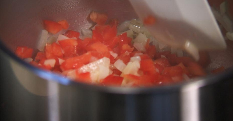 Говядина в луковом соусе