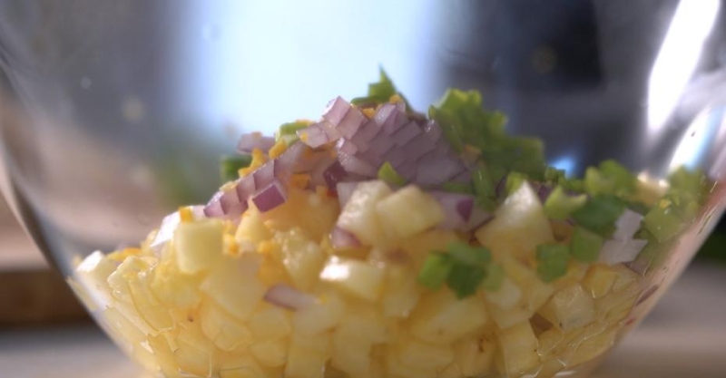 Севиче из тунца и ананаса