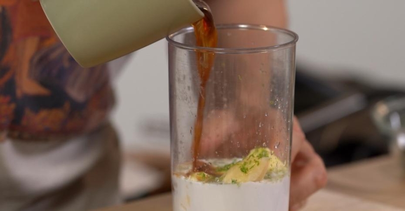 Смузи с бананом и кофе