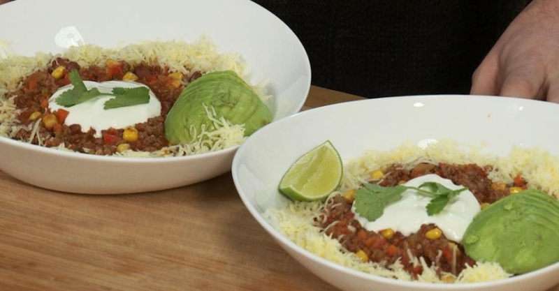 Рагу в мексиканском стиле и батат фри