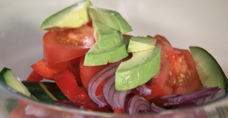 Овощной салат с луковой заправкой