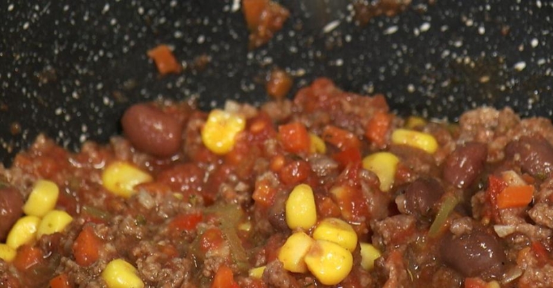 Рагу в мексиканском стиле и батат фри