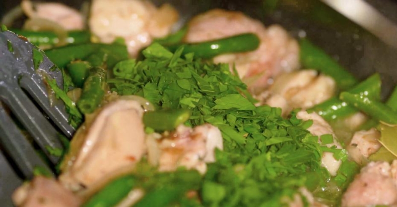 Домашняя лапша с курицей