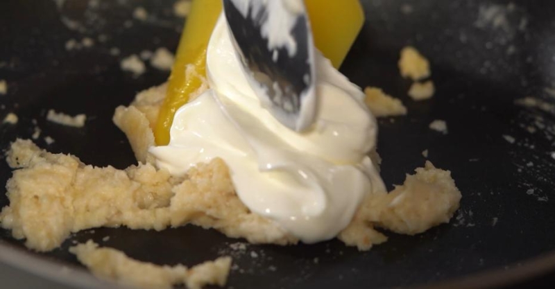 Зразы с начинкой с хреном