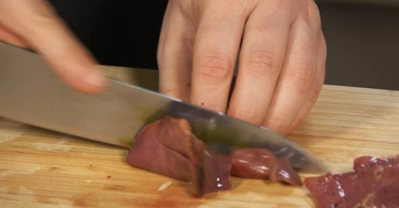 Печёнка по-строгановски