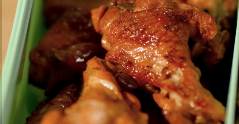 Куриные крылья в чайном маринаде