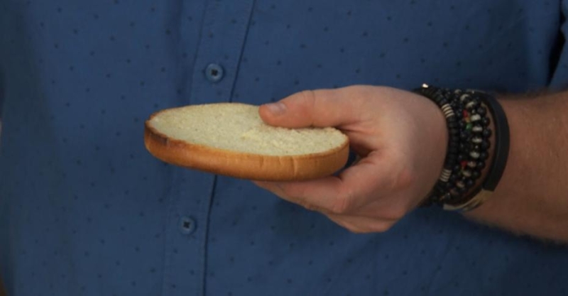 Бутерброды с икрой из ягод