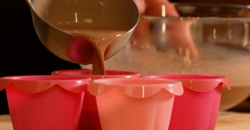 Панна-котта с шоколадным соусом