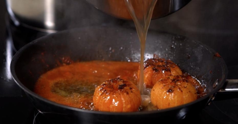 Утка томлёная с мандаринами