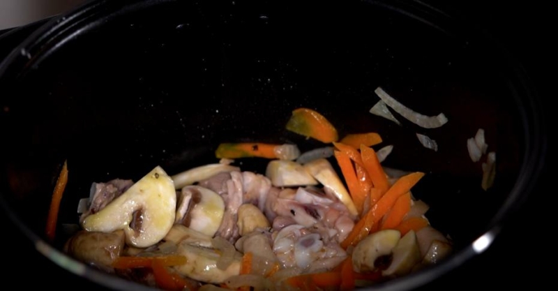 Версия плова из гречки и риса