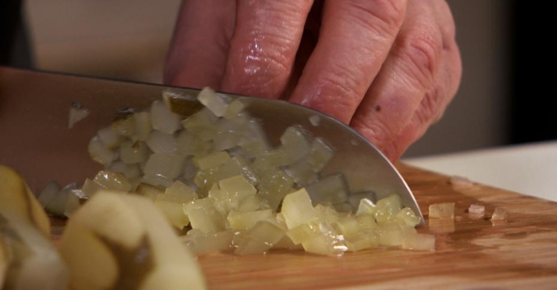 Икра из солёных огурцов