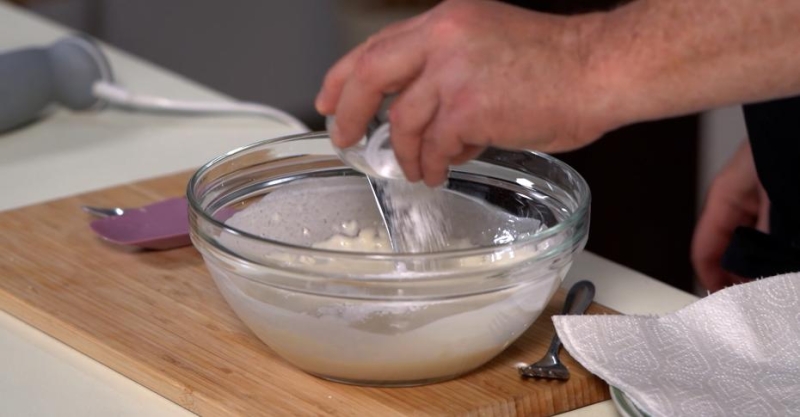 Капуста в хрустящем тесте с соусом сладкий чили