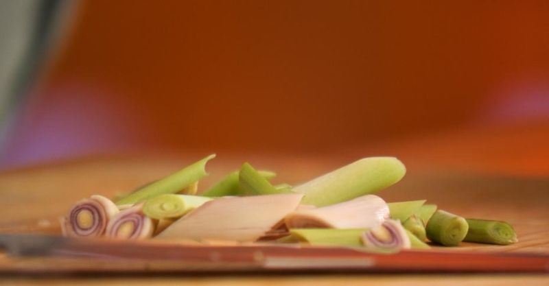 Лаймовый рис с морепродуктами и соусом из лемонграсса и лайма