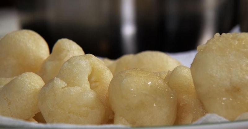 Капуста в хрустящем тесте с соусом сладкий чили