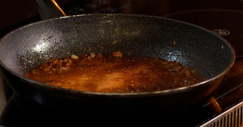 Филе-миньон с шоколадным соусом