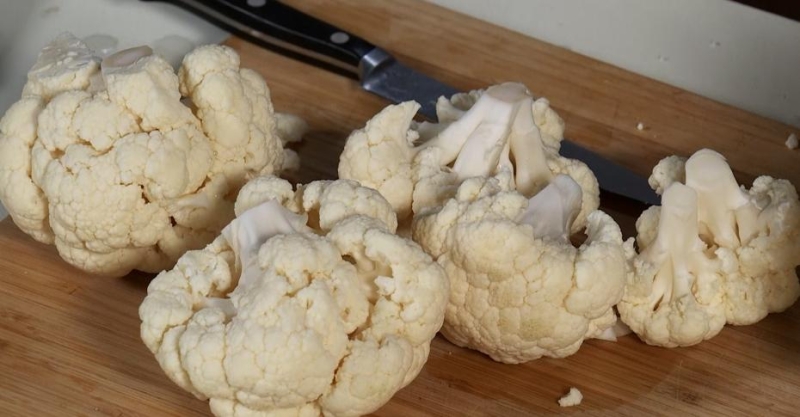 Капуста в хрустящем тесте с соусом сладкий чили