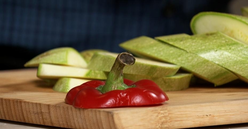 Салат из кабачка и болгарского перца