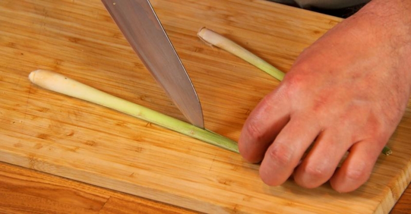 Лаймовый рис с морепродуктами и соусом из лемонграсса и лайма