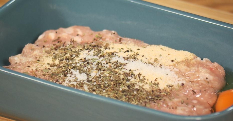 Рулеты из кабачков с куриным фаршем