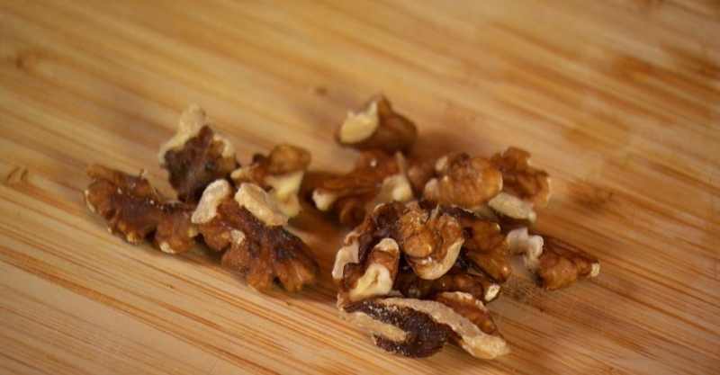 Курица с сухофруктами и томлёным рисом в лаваше