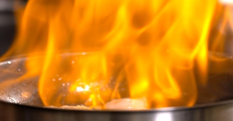 Брускетты с креветками