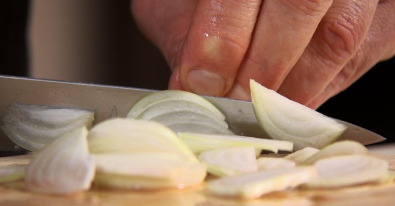 Картошка с грибами в сырном соусе