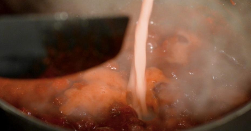 Бургер с вишней