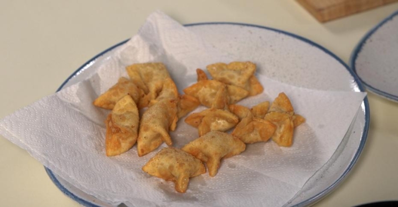 Крабовый Рангун (хрустящие вонтоны с крабовыми палочками)