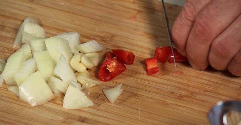 Рыбные шарики в чилийском стиле