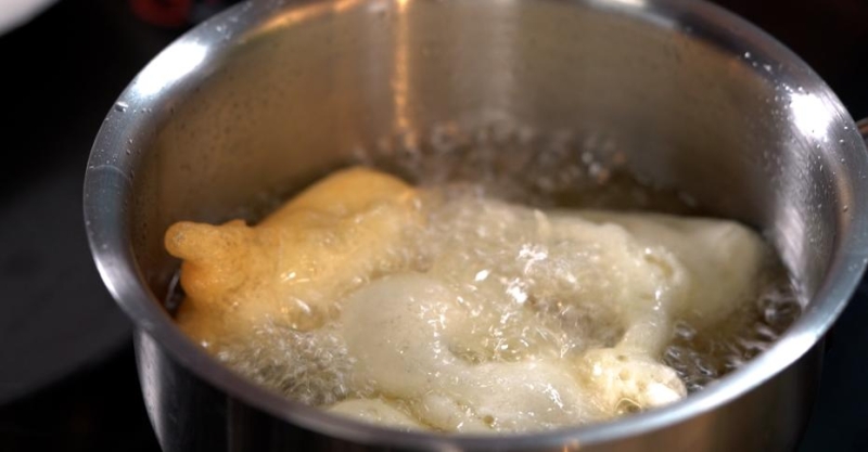 Баклажаны в темпуре с салатом