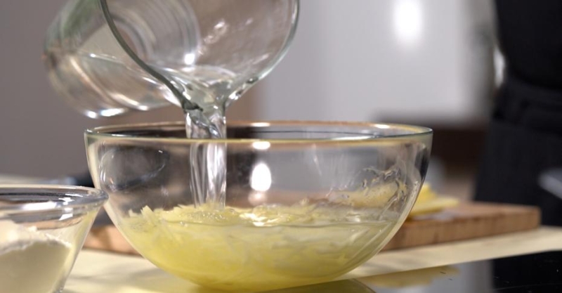 Корейский салат из полусырой картошки