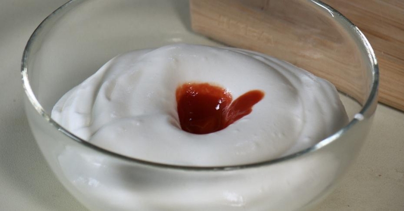 Красный салат от Сальвадора Дали