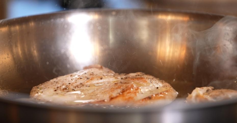 Курица с тунцовым соусом