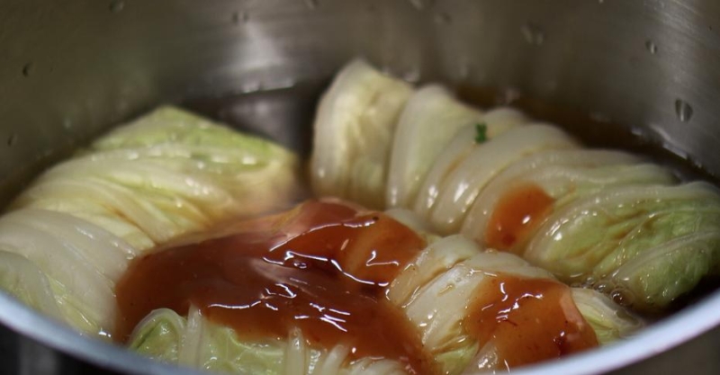 Азиатские голубцы в пекинской капусте