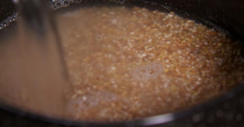 Пшеничная каша с кабачками