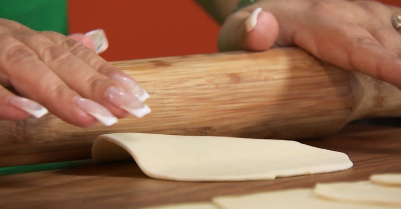 Курица по-гречески с питой