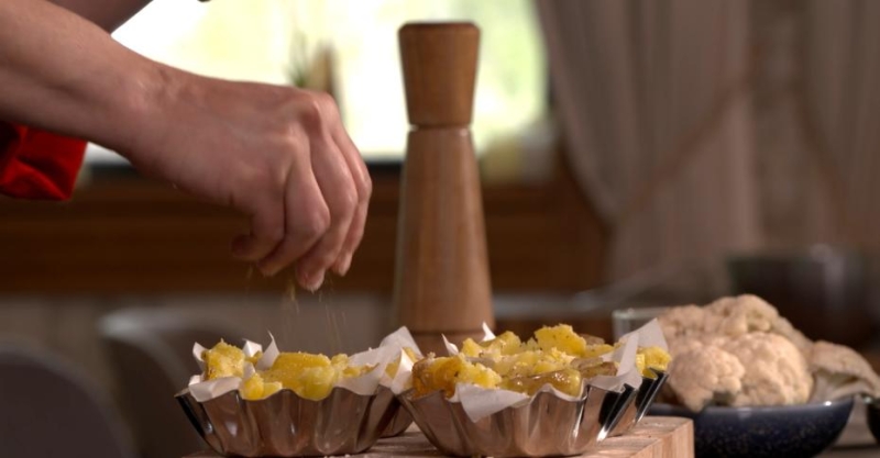 Деревенские тарталетки с соусом