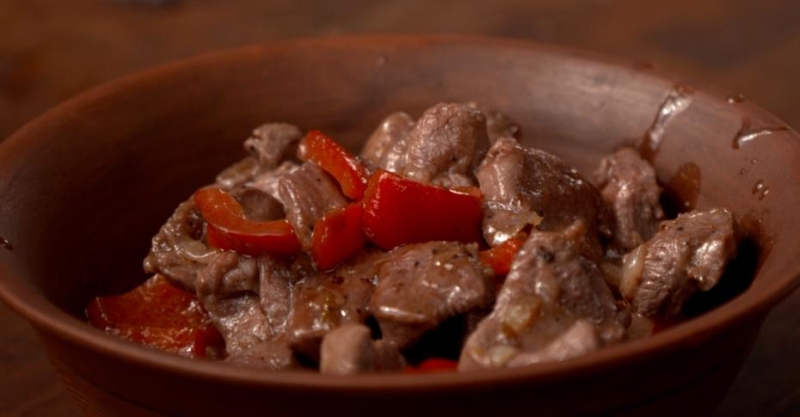 Бургеры с манго, оджахури и баранина с наршарабом