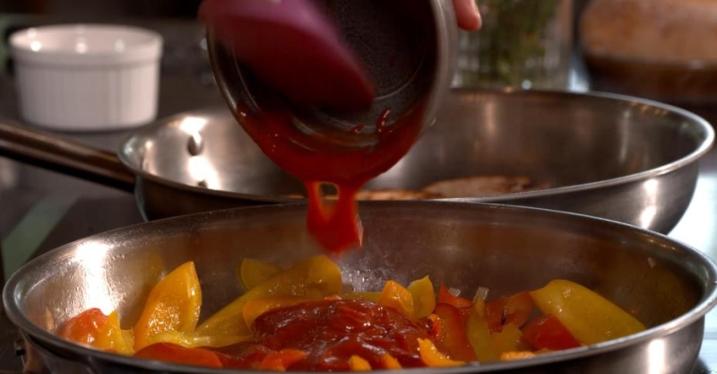 Брускетты с пеперонатой