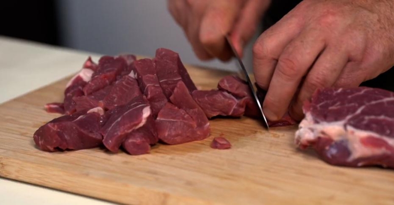 Кюфта в вишнёвом соусе