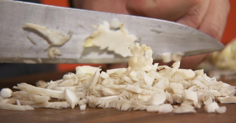 Булгур с грибами и яйцо по-шотландски