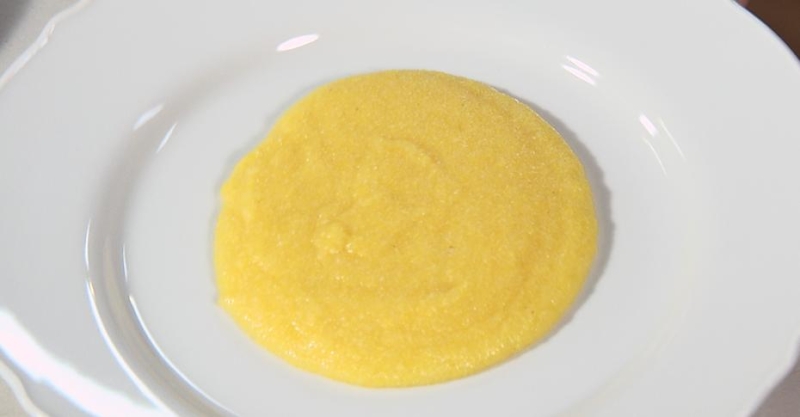 Куриный мильфей с полентой