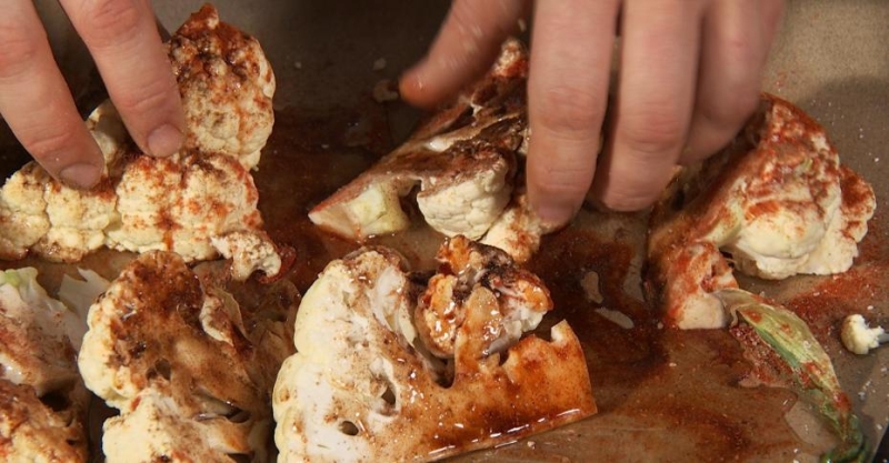 Цветная капуста с сырным соусом