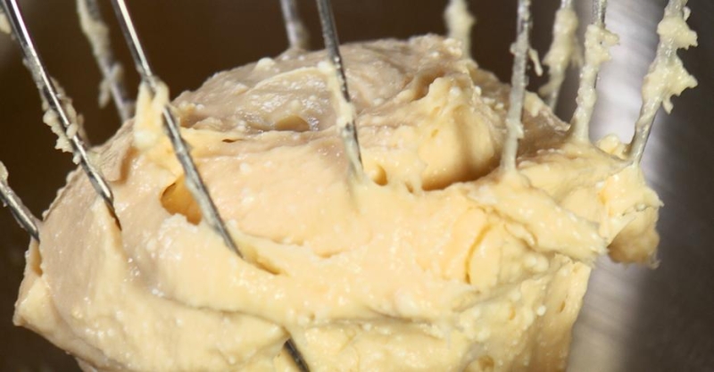 Пончики с фисташками