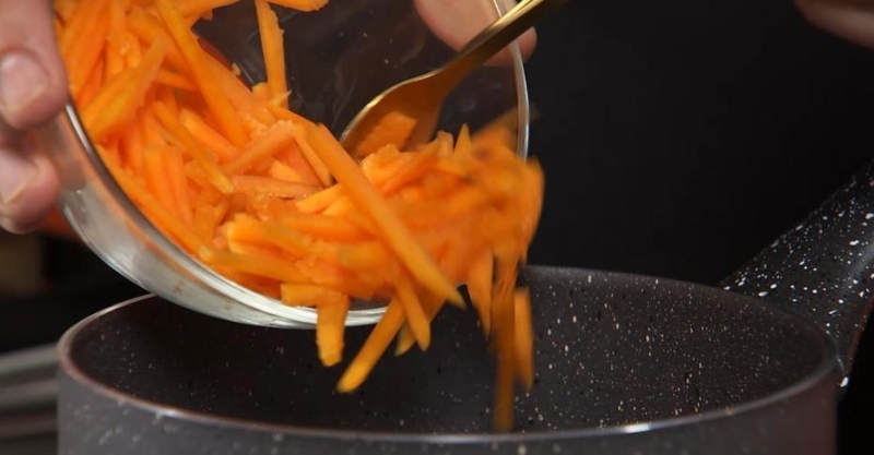 Цыплёнок с тыквой и зелёным маслом