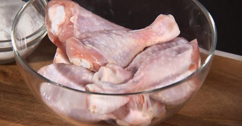 Цыплёнок с тыквой и зелёным маслом